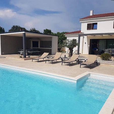 Villa Caprice - Krk Milohnici エクステリア 写真