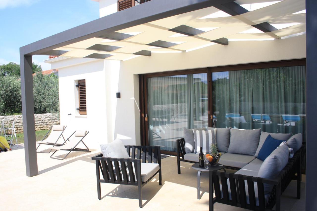 Villa Caprice - Krk Milohnici エクステリア 写真
