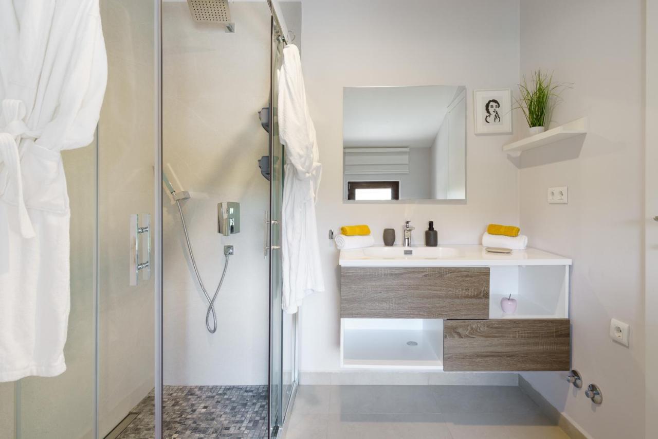 Villa Caprice - Krk Milohnici エクステリア 写真